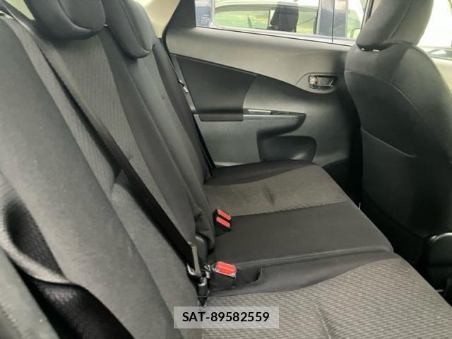Toyota RACTIS 2013-11 8246434-10