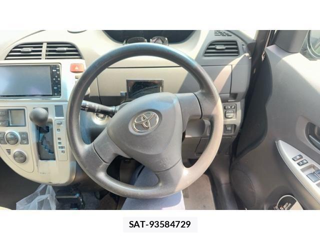 Toyota RACTIS 2009-03 8316616-9