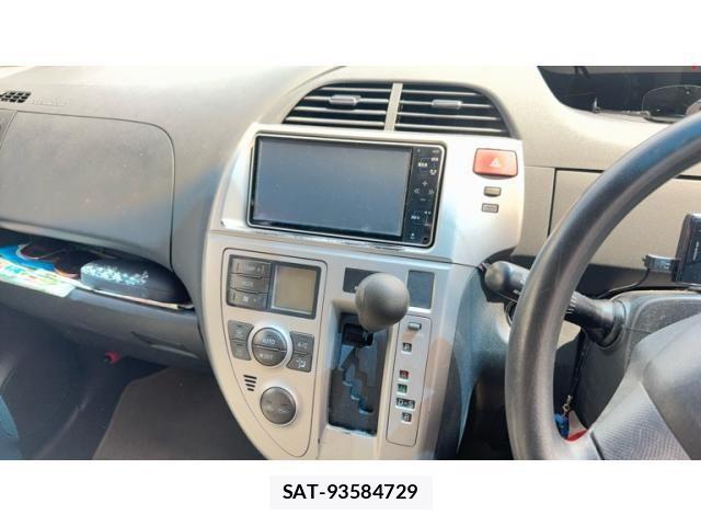 Toyota RACTIS 2009-03 8316616-10