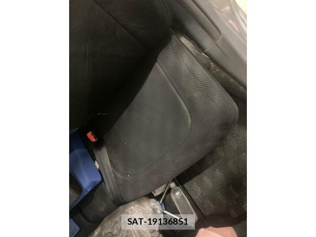 Toyota RACTIS 2006-03 8316621-11