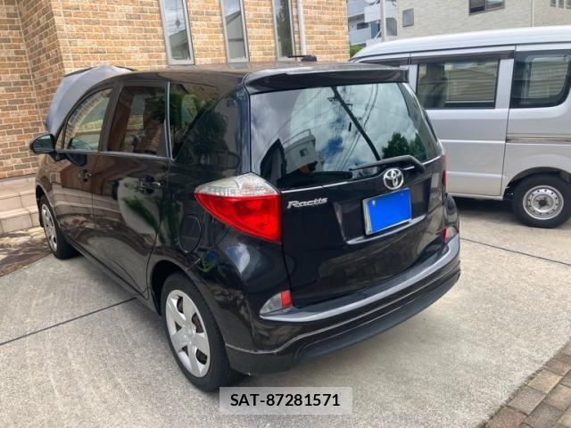 Toyota RACTIS 2011-09 8316618-1