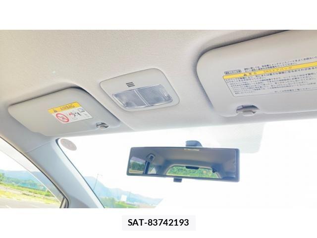 Toyota RACTIS 2014-03 8316617-24