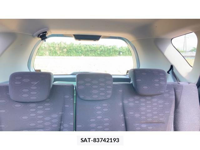 Toyota RACTIS 2014-03 8316617-25
