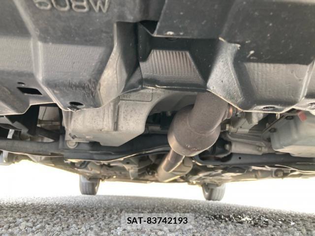 Toyota RACTIS 2014-03 8316617-2