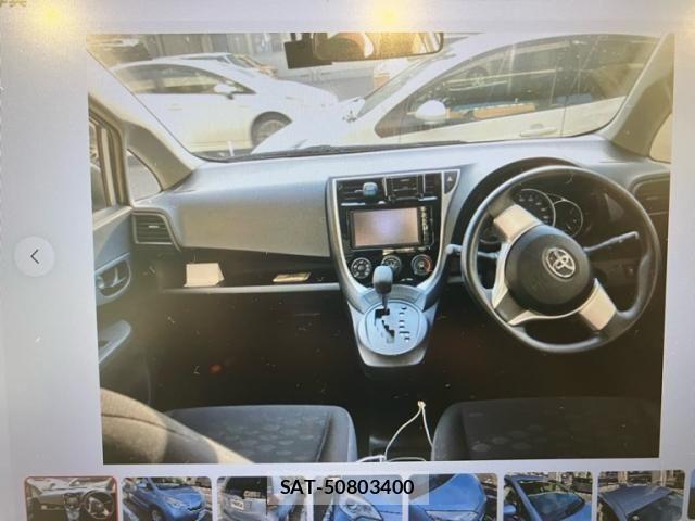 Toyota RACTIS 2015-04 8337538-4
