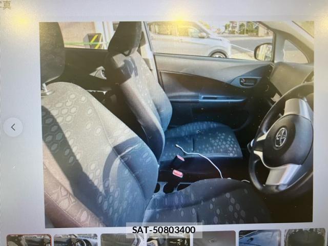 Toyota RACTIS 2015-04 8337538-5