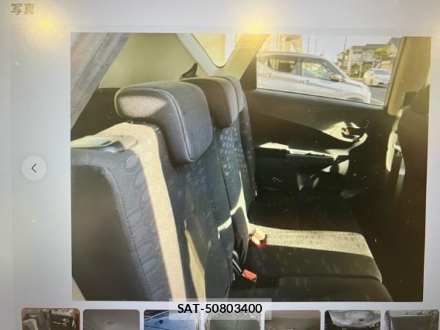 Toyota RACTIS 2015-04 8337538-7