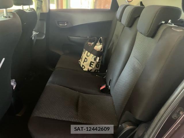 Toyota RACTIS 2013-11 8337536-6