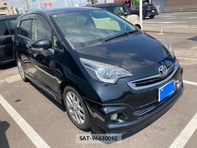 Toyota RACTIS 2014-06 8337537-0