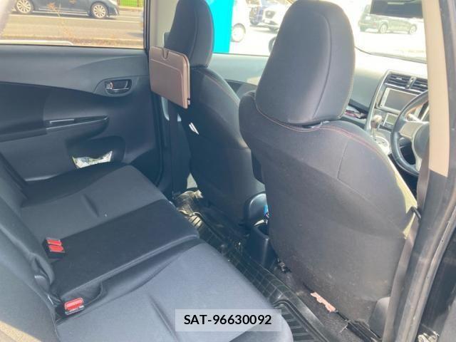 Toyota RACTIS 2014-06 8337537-12