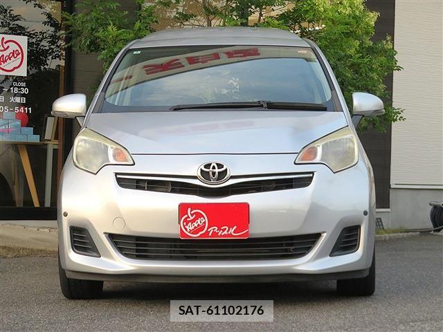 Toyota RACTIS 2013-12 8337535-1