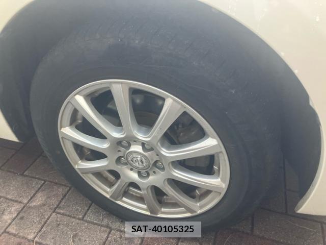 Toyota RACTIS 2012-06 8337540-9