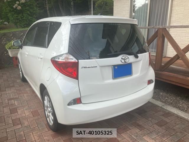 Toyota RACTIS 2012-06 8337540-2