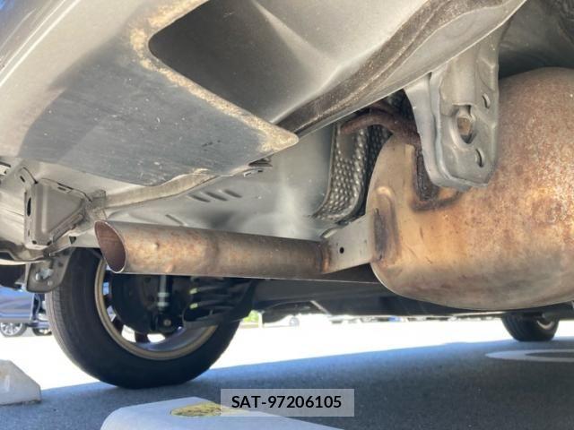 Toyota RACTIS 2006-12 8355445-14