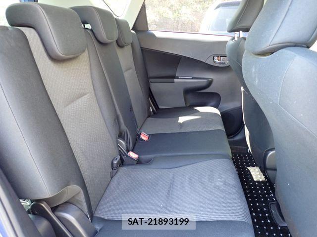 Toyota RACTIS 2014-08 8355444-18