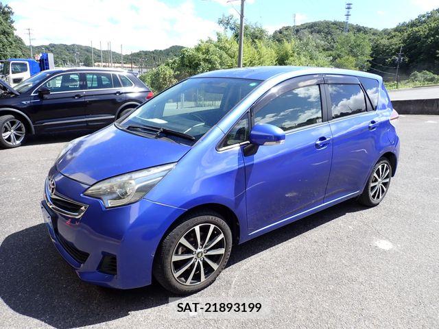 Toyota RACTIS 2014-08 8355444-5