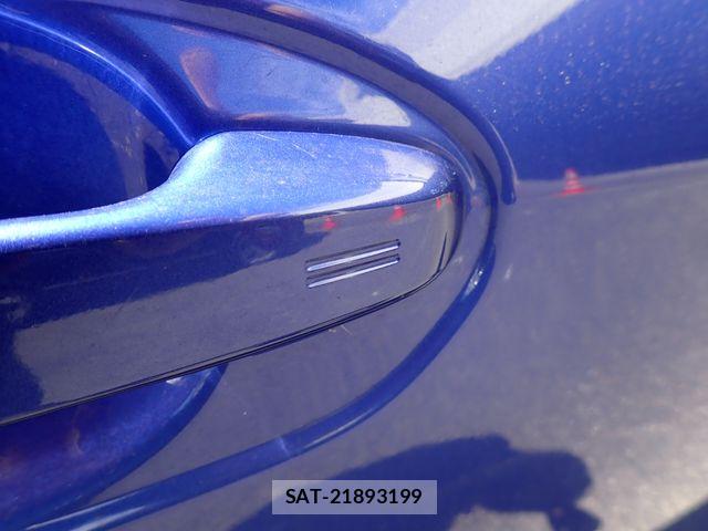 Toyota RACTIS 2014-08 8355444-7