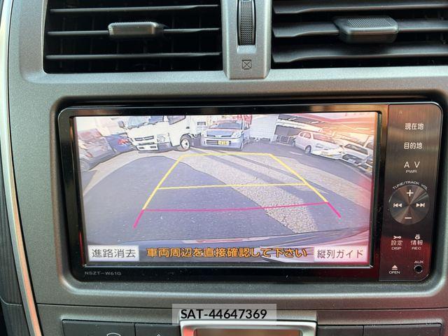 Toyota RACTIS 2012-01 8355443-20