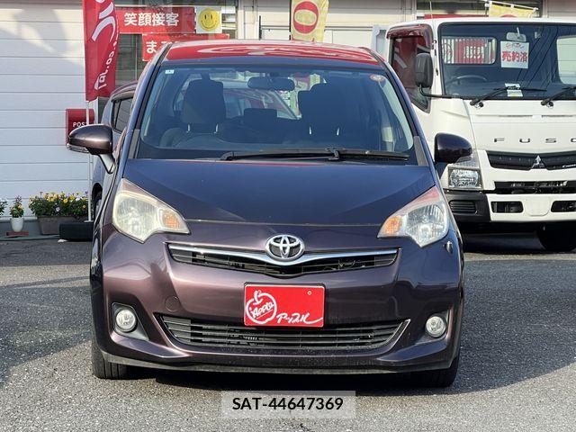 Toyota RACTIS 2012-01 8355443-3