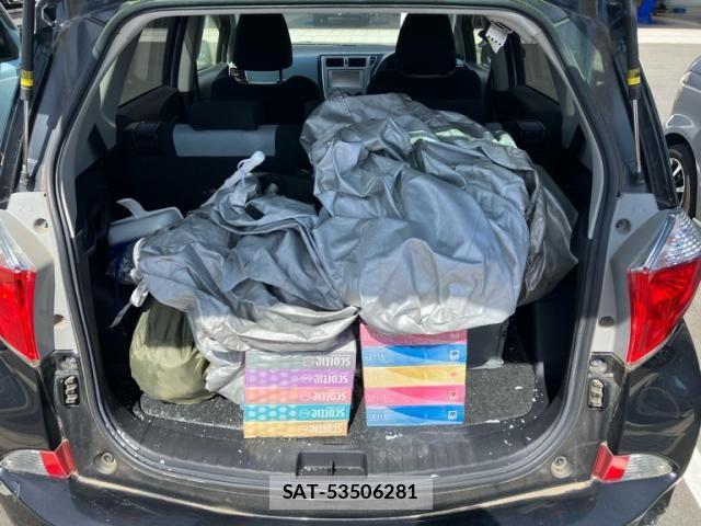 Toyota RACTIS 2014-01 8368262-9