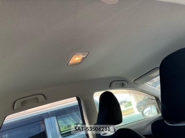 Toyota RACTIS 2014-01 8368262-11
