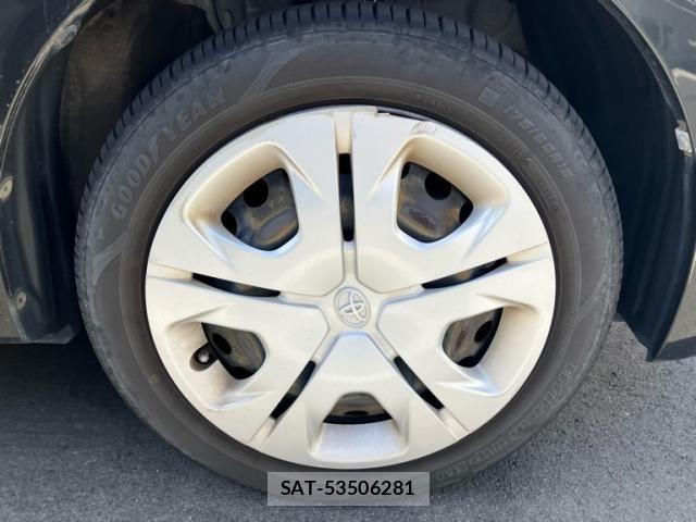 Toyota RACTIS 2014-01 8368262-6