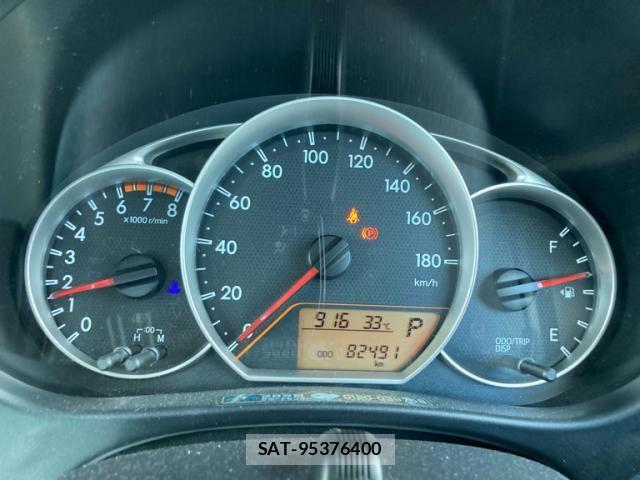 Toyota RACTIS 2015-09 8368264-16