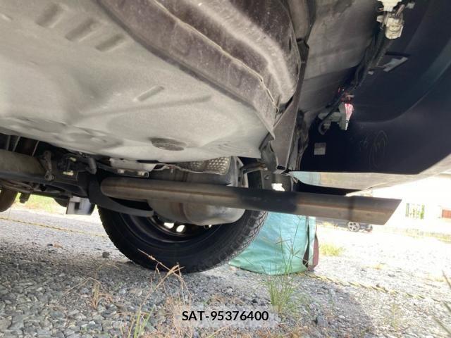 Toyota RACTIS 2015-09 8368264-2