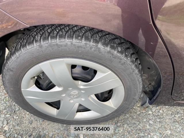 Toyota RACTIS 2015-09 8368264-5