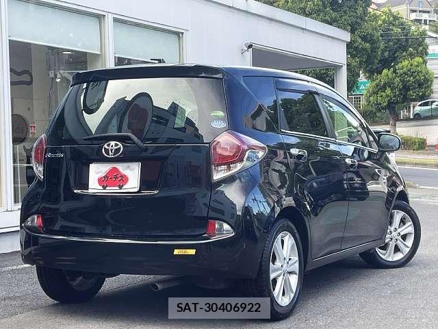 Toyota RACTIS 2014-05 8368259-2