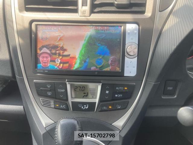 Toyota RACTIS 2011-09 8368263-18