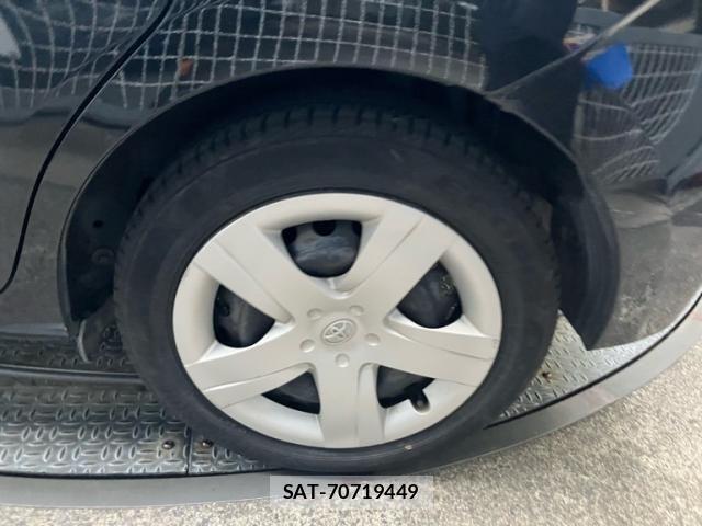 Toyota RACTIS 2013-05 8368261-6