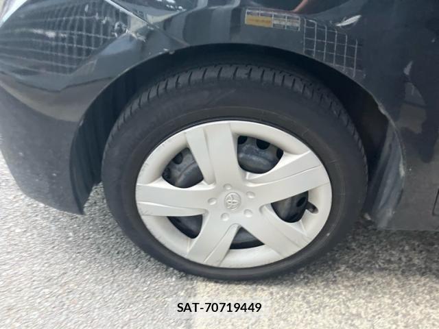 Toyota RACTIS 2013-05 8368261-7