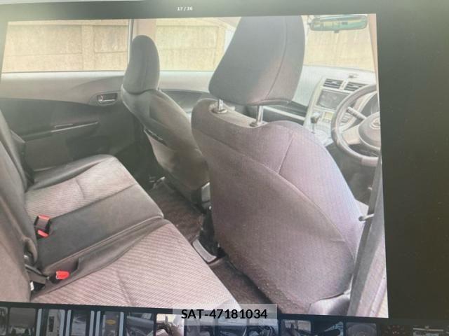 Toyota RACTIS 2010-12 8368260-14