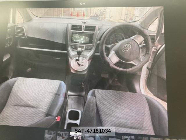 Toyota RACTIS 2010-12 8368260-2