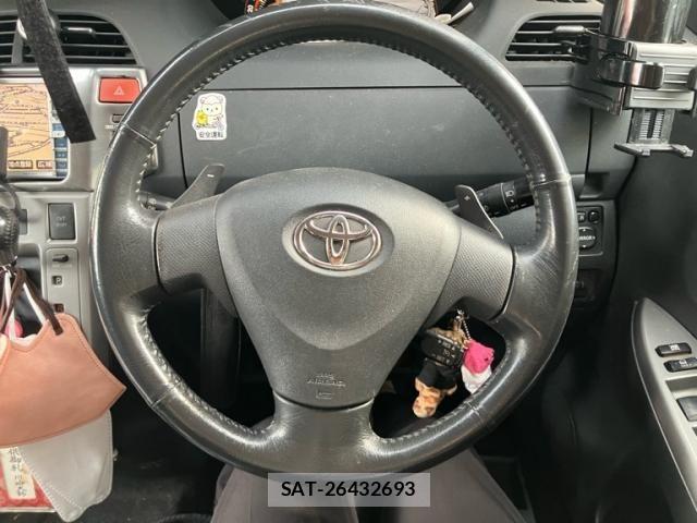 Toyota RACTIS 2005-10 8372088-15