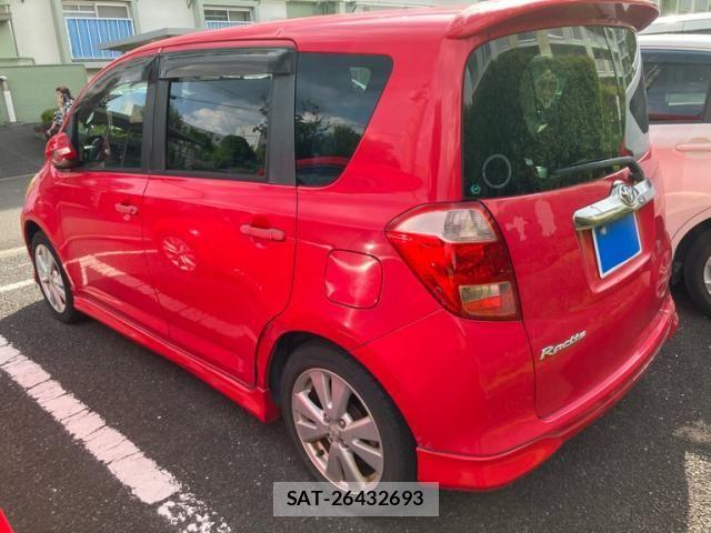 Toyota RACTIS 2005-10 8372088-3
