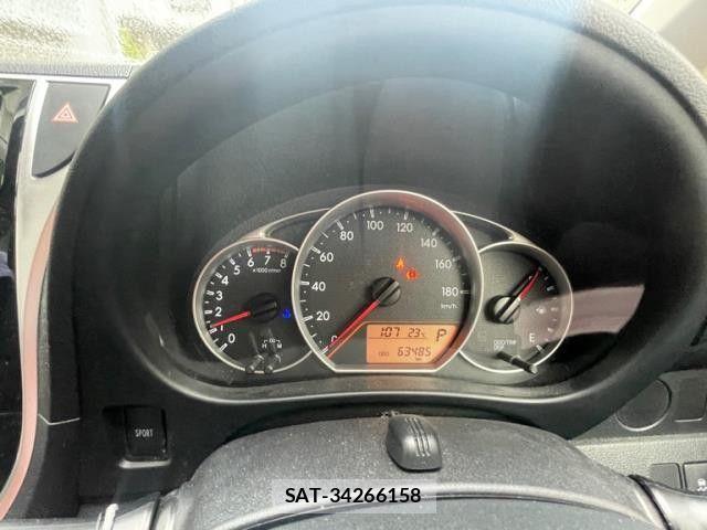 Toyota RACTIS 2016-12 8372085-4