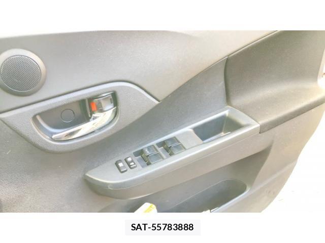 Toyota RACTIS 2013-07 8414602-7