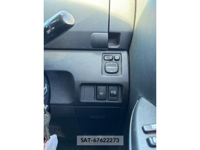 Toyota RACTIS 2009-03 8414605-18