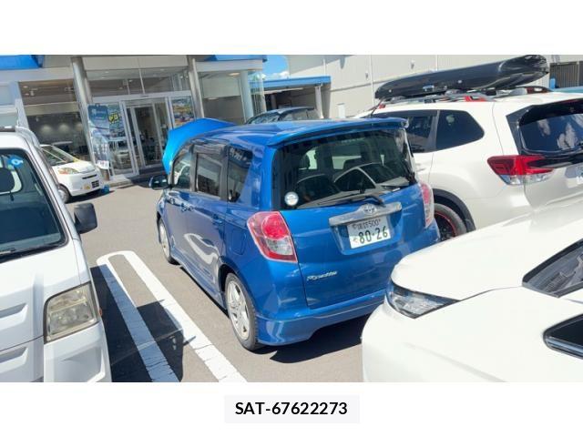 Toyota RACTIS 2009-03 8414605-1