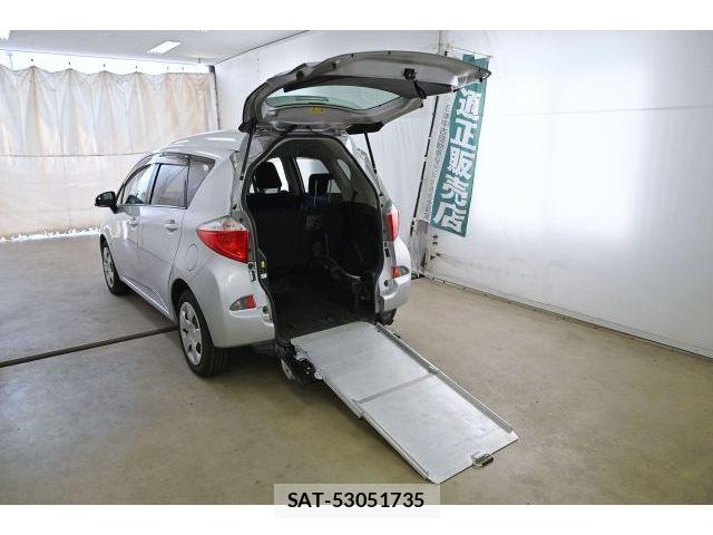 Toyota RACTIS 2011-02 8526805-14