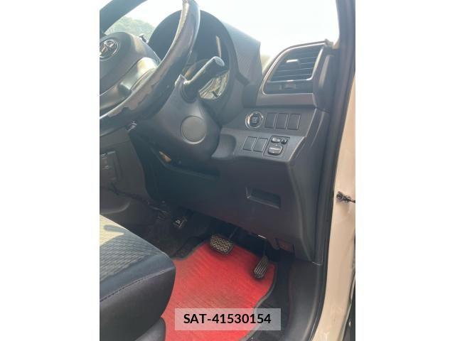 Toyota RACTIS 2011-09 8526804-12