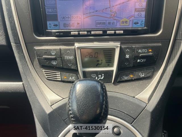 Toyota RACTIS 2011-09 8526804-18
