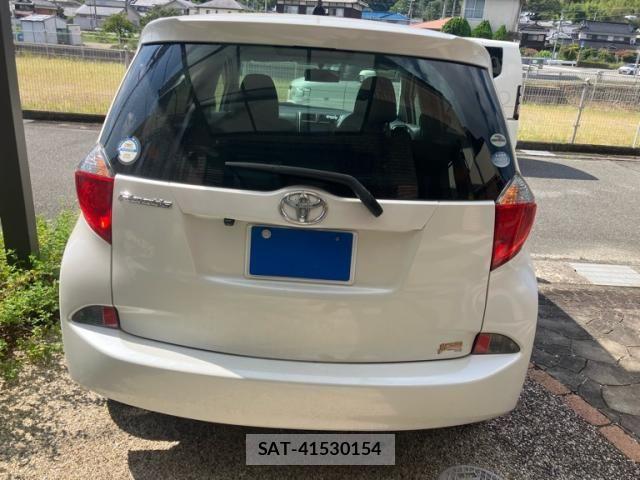 Toyota RACTIS 2011-09 8526804-6