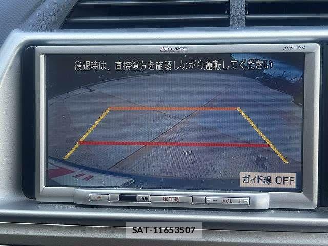 Toyota RACTIS 2009-11 8563322-13