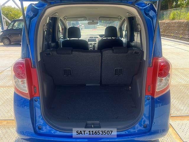 Toyota RACTIS 2009-11 8563322-24