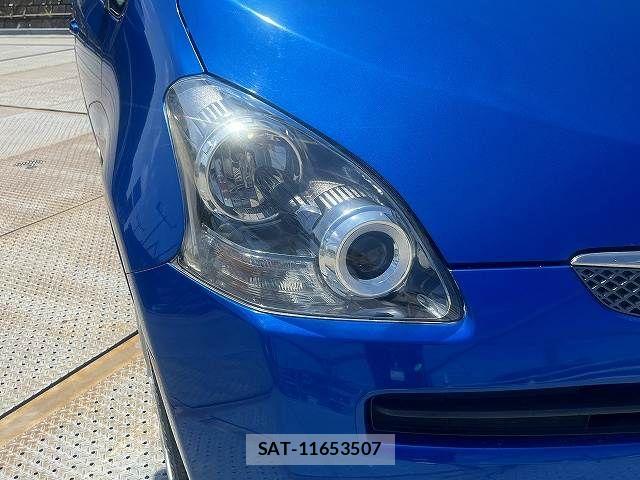Toyota RACTIS 2009-11 8563322-29