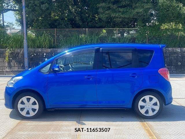 Toyota RACTIS 2009-11 8563322-7