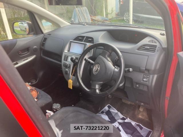 Toyota RACTIS 2006-10 8563325-10